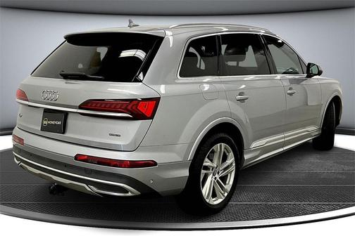 2020 Audi Q7 55 Premium Plus