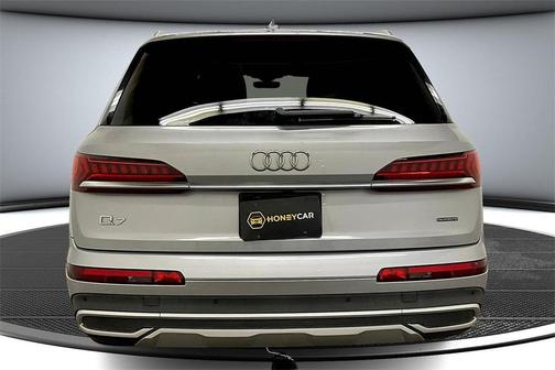 2020 Audi Q7 55 Premium Plus