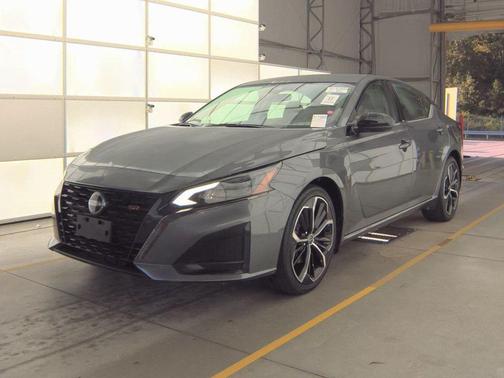 2023 Nissan Altima SR Intelligent AWD
