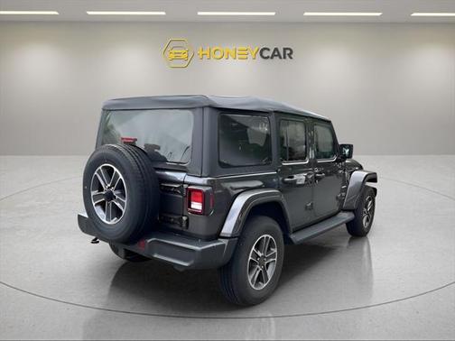 2023 Jeep Wrangler 4-Door Sahara 4x4