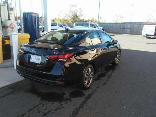 2023 Nissan Versa 1.6 SV