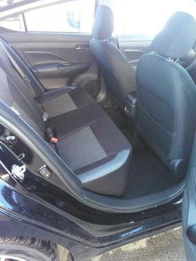 2023 Nissan Versa 1.6 SV