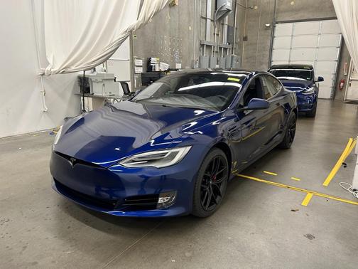 2021 Tesla Model S Performance