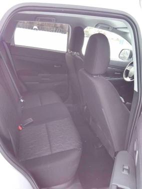 2025 Mitsubishi Outlander Sport 2.0 LE