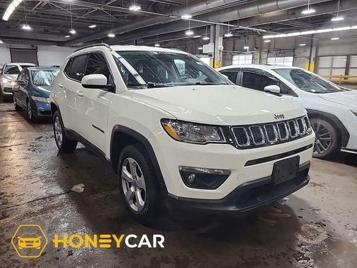 White Clearcoat 2018 Jeep Compass Latitude