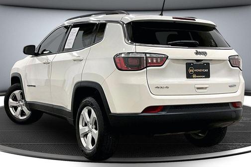 White Clearcoat 2018 Jeep Compass Latitude