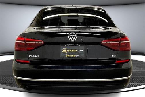 2018 Volkswagen Passat 2.0T S