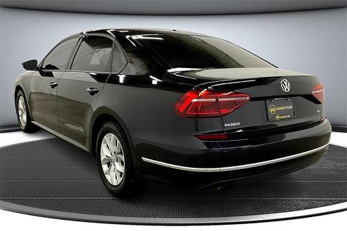 2018 Volkswagen Passat 2.0T S