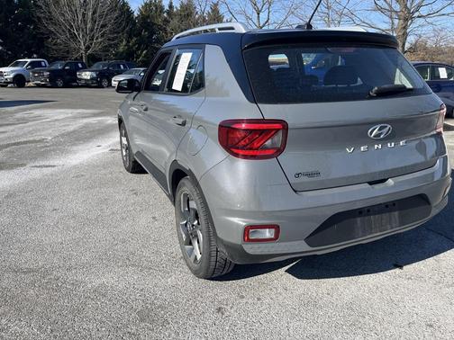 2023 Hyundai VENUE Limited