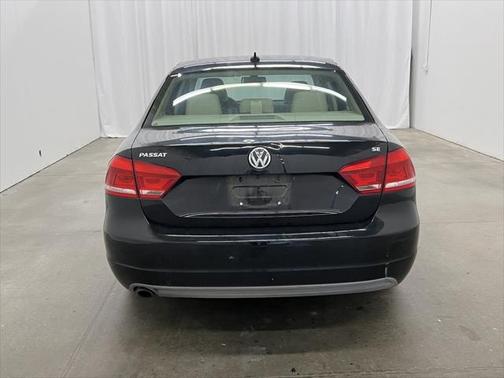 2012 Volkswagen Passat 2.5 SE