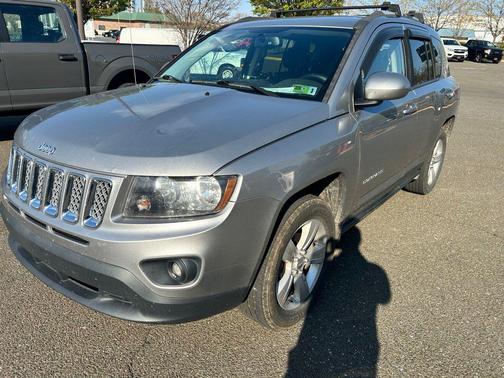 Billet Silver Metallic Clearcoat 2016 Jeep Compass Latitude