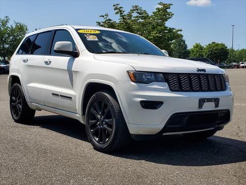 2019 Jeep Grand Cherokee Altitude