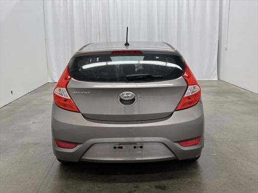 2013 Hyundai Accent GS