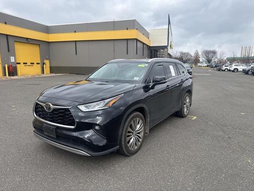2021 Toyota Highlander Platinum