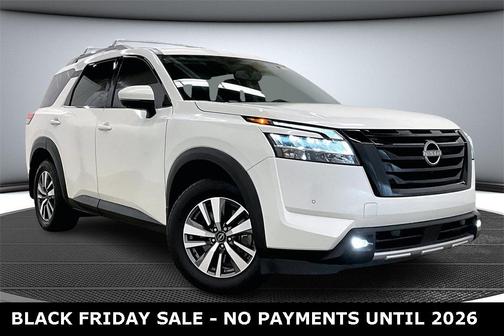 2022 Nissan Pathfinder SL 4WD
