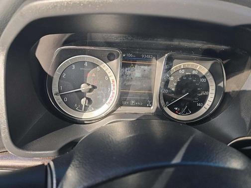 2019 Nissan Titan SV