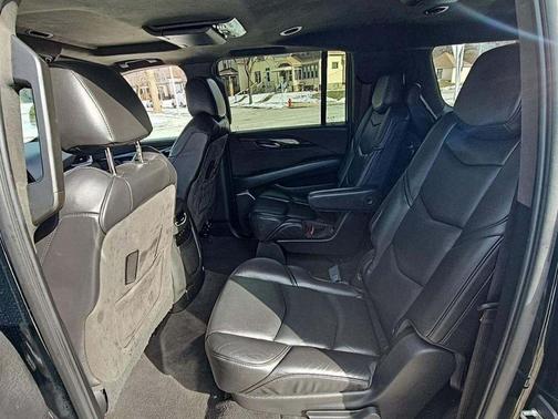 2020 Cadillac Escalade ESV Platinum