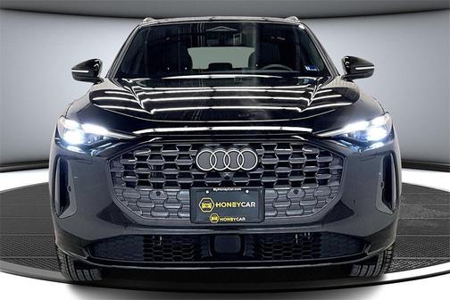 2025 Audi Q5 Premium TFSI quattro S tronic