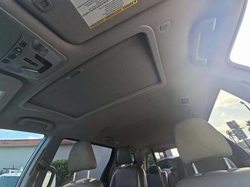 2019 Toyota Sienna SE