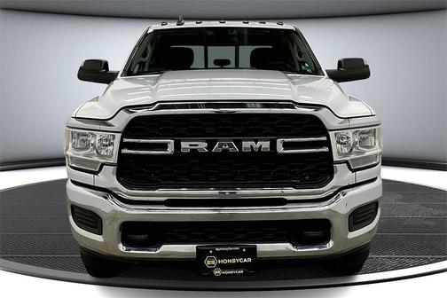 2020 RAM 2500 Tradesman Crew Cab 4X4 6'4' Box