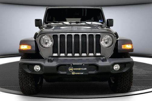 Granite Crystal Metallic Clearcoat 2018 Jeep Wrangler Unlimited Sport