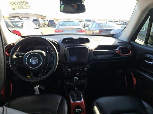 2022 Jeep Renegade Trailhawk