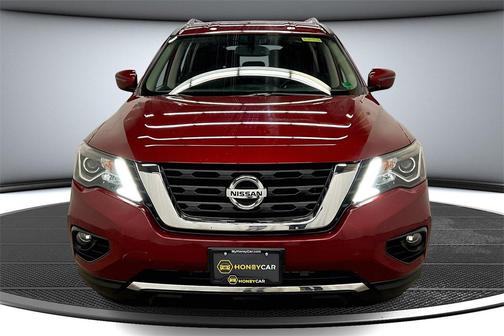 2018 Nissan Pathfinder SV