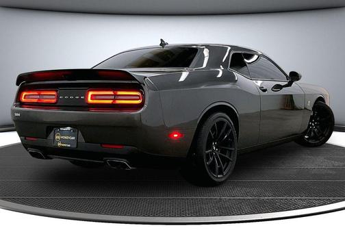 Granite Pearlcoat 2023 Dodge Challenger R/T Scat Pack
