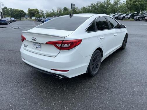 2016 Hyundai SONATA SE