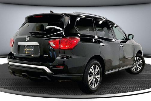 Magnetic Black Pearl 2020 Nissan Pathfinder S 4WD