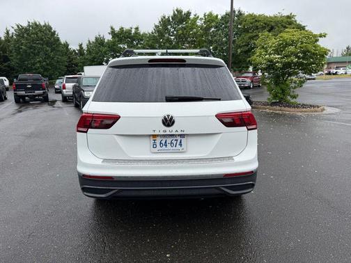 Oryx White Pearl 2022 Volkswagen Tiguan 2.0T S