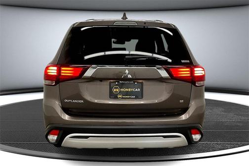 2020 Mitsubishi Outlander SE