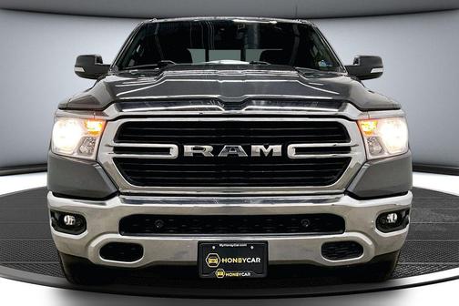Granite Crystal Metallic Clearcoat 2019 RAM 1500 Big Horn