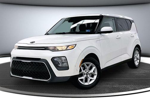 Snow White Pearl 2021 Kia Soul S