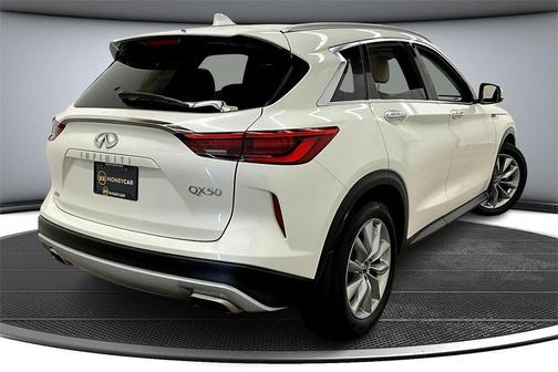 2021 INFINITI QX50 LUXE AWD