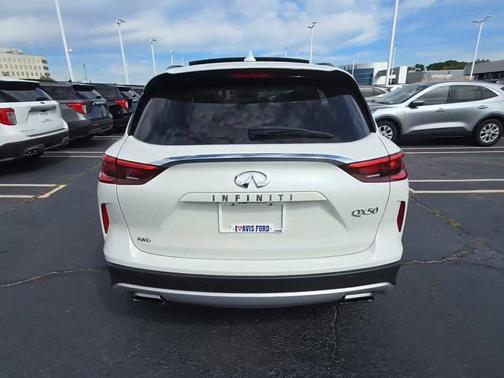 2021 INFINITI QX50 LUXE AWD