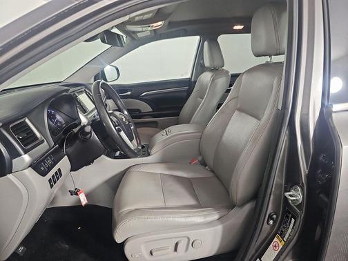 2018 Toyota Highlander Limited Platinum