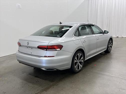 2021 Volkswagen Passat 2.0T SE