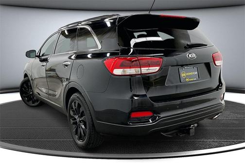 2019 Kia Sorento S