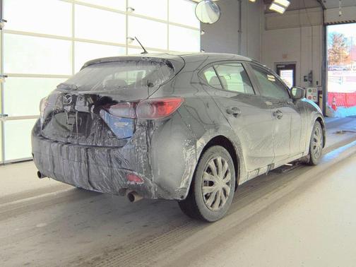 2016 Mazda Mazda3 i Sport