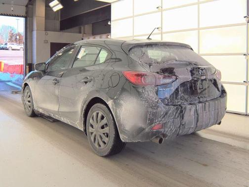 2016 Mazda Mazda3 i Sport