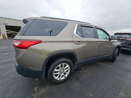 2020 Chevrolet Traverse LT Cloth