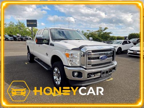 White Platinum Clearcoat Metallic 2016 Ford F-350 Lariat
