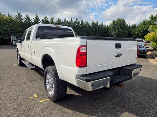 White Platinum Clearcoat Metallic 2016 Ford F-350 Lariat