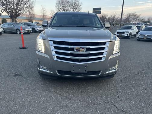 2019 Cadillac Escalade ESV Luxury