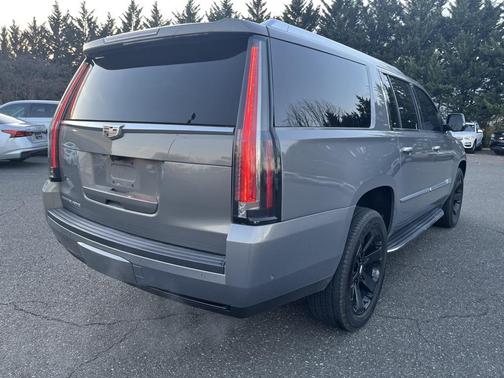 2019 Cadillac Escalade ESV Luxury