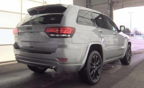 2017 Jeep Grand Cherokee Altitude