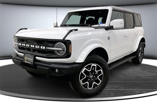 2024 Ford Bronco Outer Banks