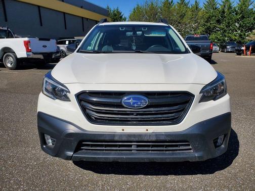 Crystal White Pearl 2021 Subaru Outback Onyx Edition XT