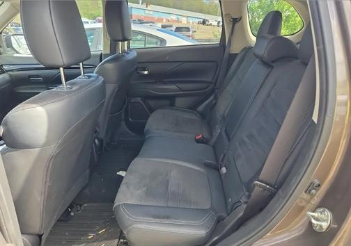 Quartz Brown Metallic 2019 Mitsubishi Outlander SE